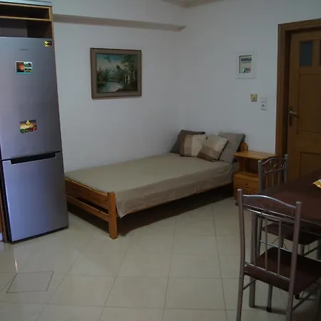 Panos Appartement *